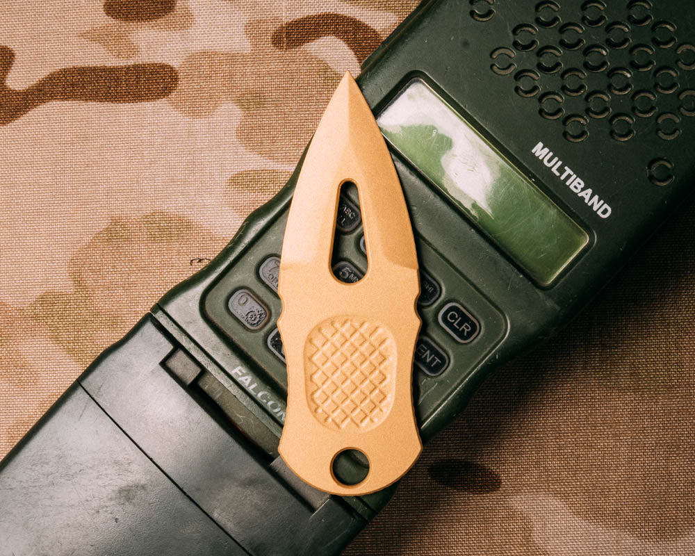 Lapel Dagger Gold Cerakote Half Face Blades