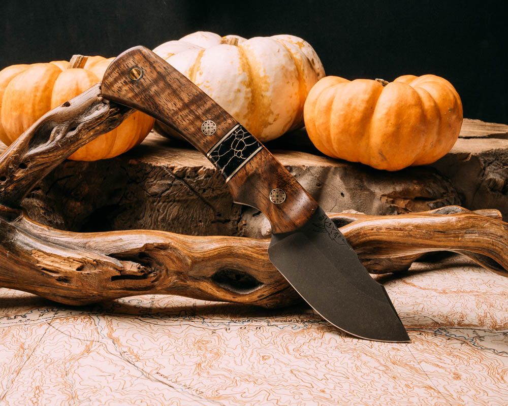 Beef Harpoon Point Hawaiian Curly Koa, black G10 and brass pin stripi