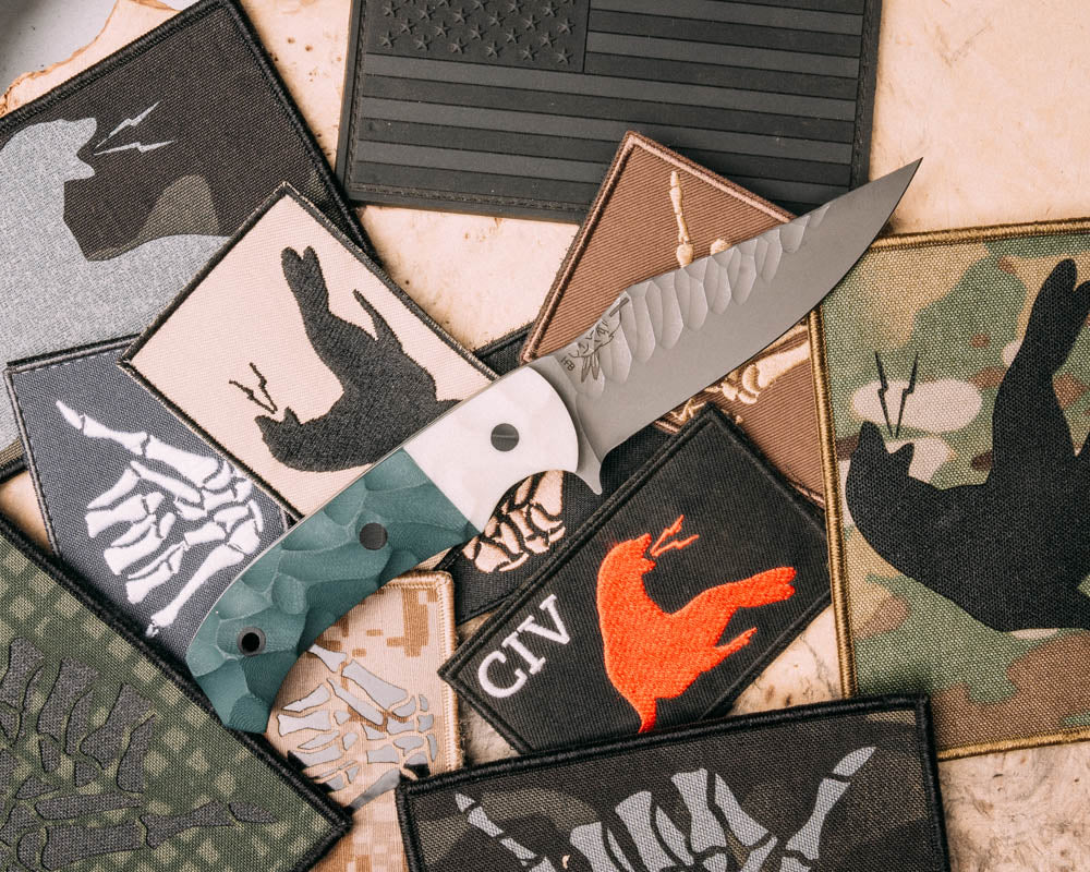 Tosahwi White G10 and forest green G10, white G10 liner, CF pins, CF