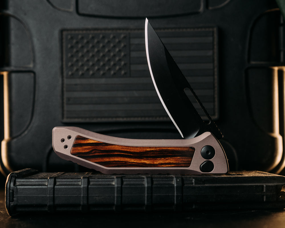 Kwaiken Folder Custom - Desert Ironwood, Anodized Gray Handle, Black Nitride Blade, Textured Grip, Deep Carry Pocket Clip