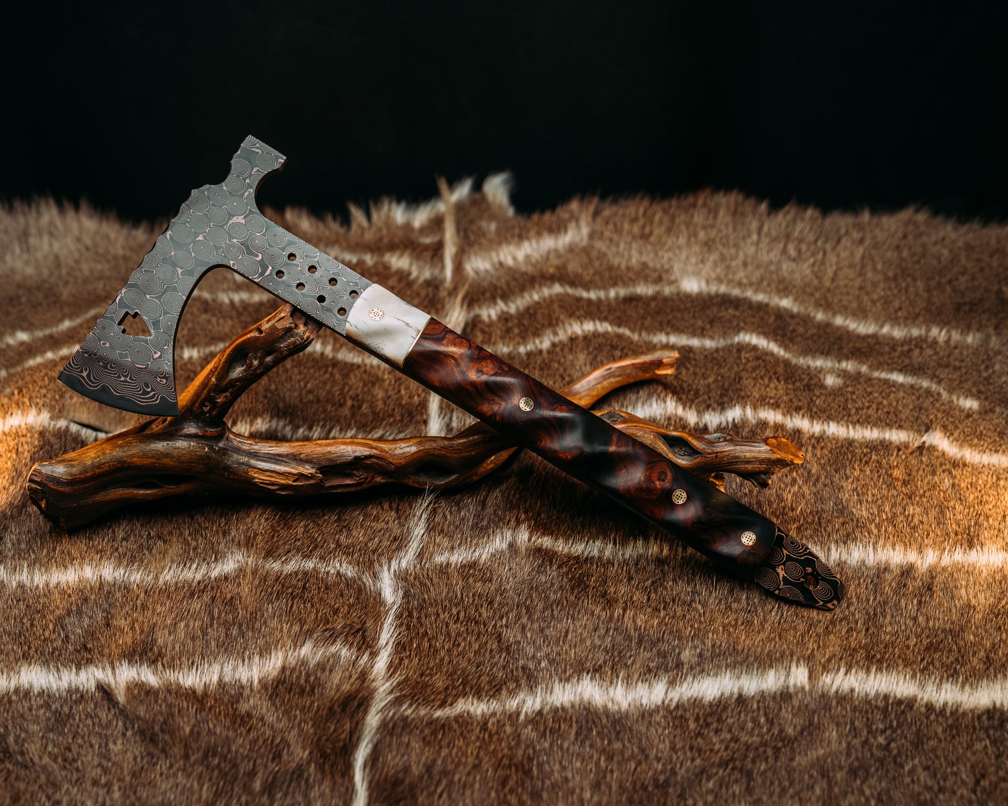 Arrowhead Hawk- Baker Forge Raindrop CopperMai-CO Elk, Brass Split, Desert Ironwood, Mosaic Pins, Textured Grip