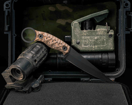 Osoraku 4"- Tan/Black G10, Armor Black Cerakote, Allen Bolts, Textured Grip