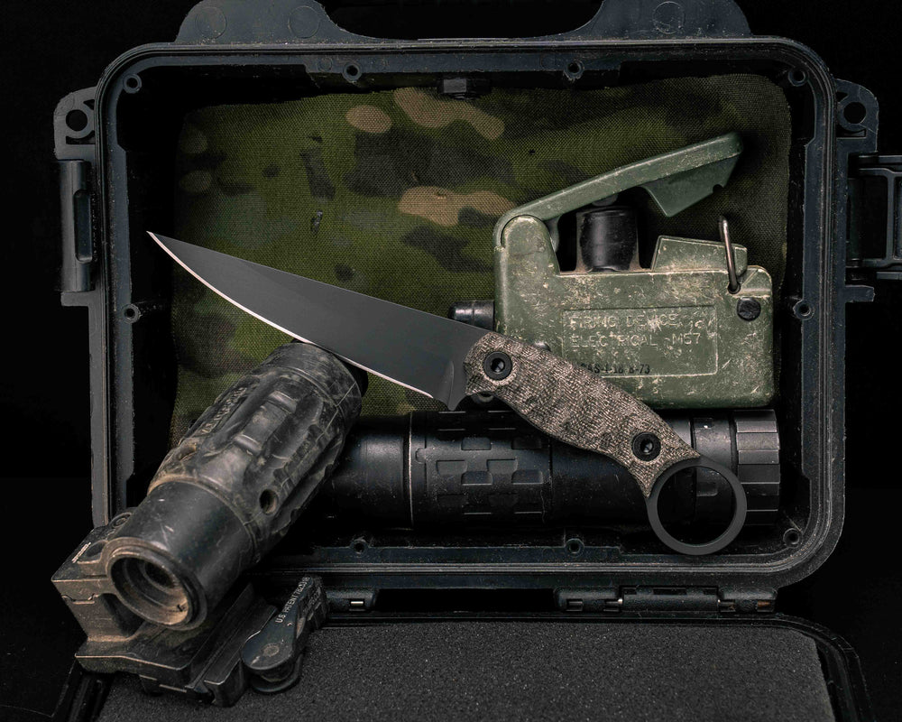 Osoraku 4"- OD Green Canvas Micarta, Armor Black Cerakote, Allen Bolts, Textured Grip