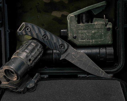 Tosahwi- Black G10, Allen Bolts, Textured Grip