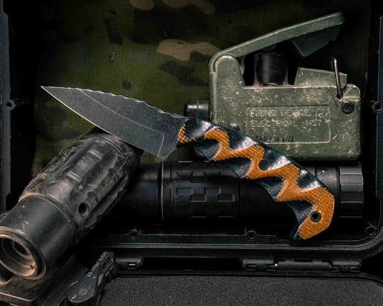 3" HUMINT- Layered Natural Burlap Micarta, Black Burlap Micarta and Juniper Jute Micarta, CF Pins, CF Lanyard Pin, Textured Grip