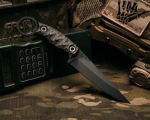 Osoraku 4"- Jungle Wear Carbon, armor black cerakote, allen bolts, chaos grip