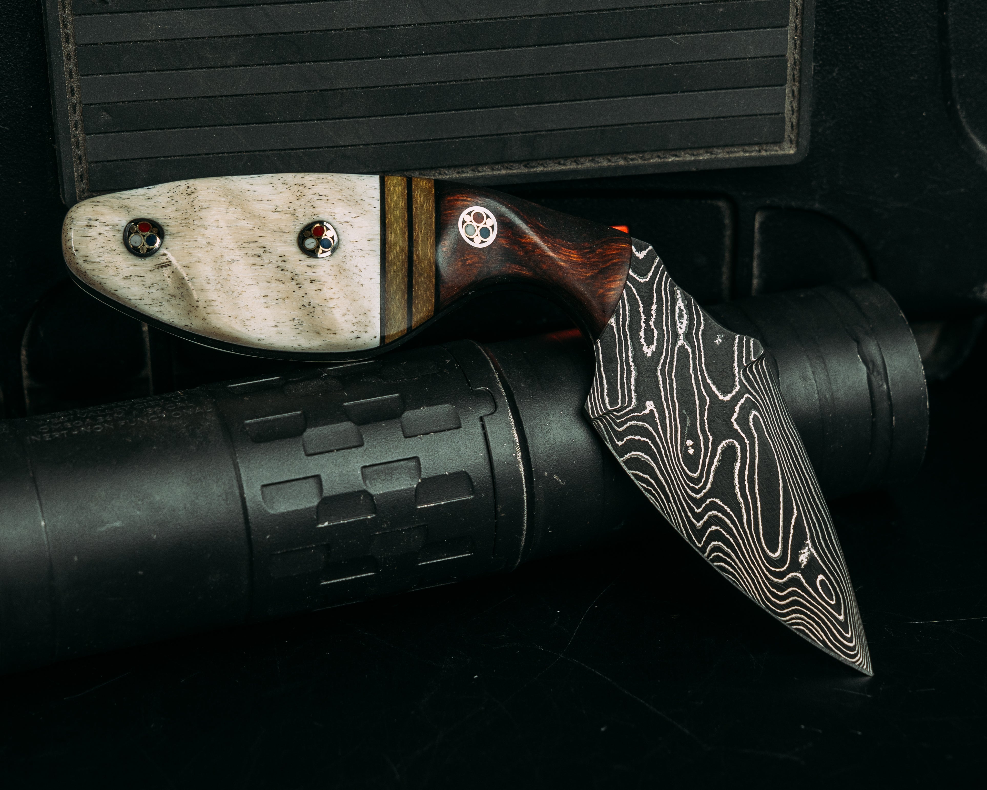 Limited – Half Face Blades