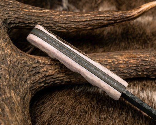 Cav Jr- Elk Antler, Patriot Mosaic Pins, 1/8" Brass Mosaic Pin, Black and Coyote G10 Liner, Textured Grip
