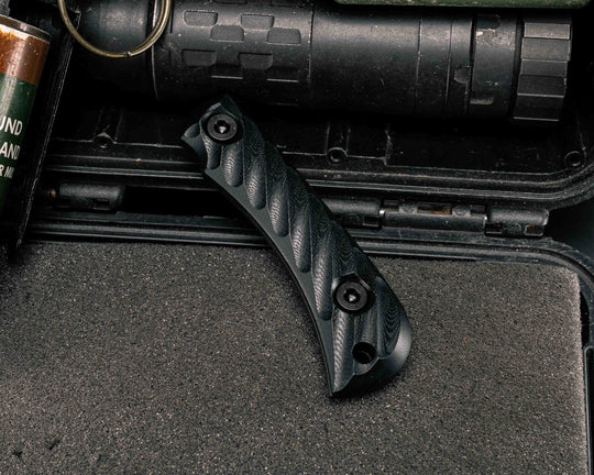 Cav Jr Scales- Black G10, Allen Bolts, Textured Grip
