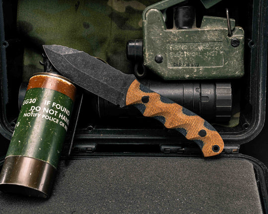 Disaster Cub- Castille Jute Micarta Over Black Burlap Micarta, CF Pins, CF Lanyard Pin, Textured Grip