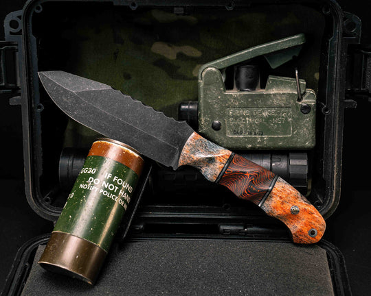 Disaster Breacher- Dyed Giraffe Bone, Black G10 and Aluminum Pin Striping, Mars Valley FAT Carbon Split, Mosaic Pins, Aluminum Lanyard Pin, Textured Grip