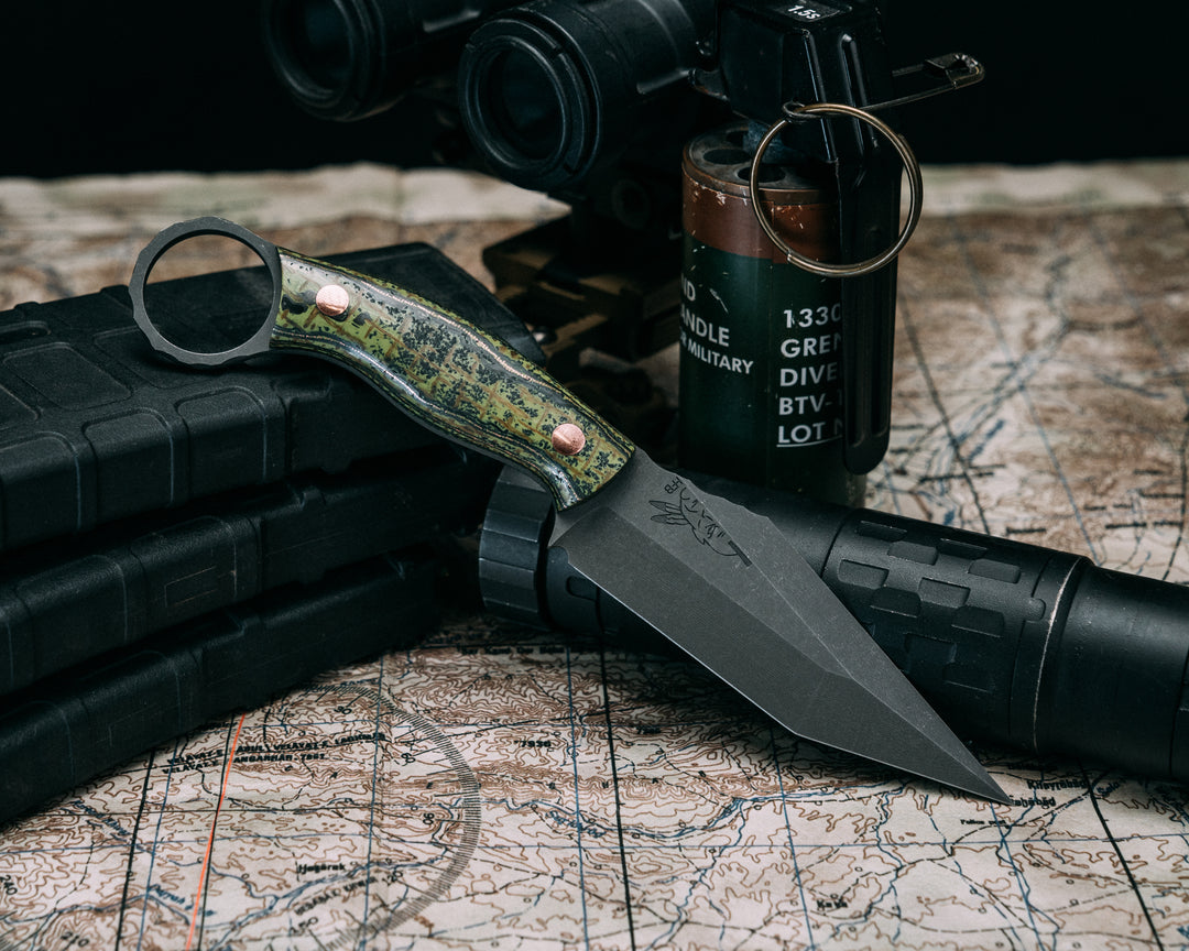 Ringed Tac Tanto- Carbon, Copper Mesh, Rubber, Micarta and Green Resin, Copper Pins, Smooth Grip
