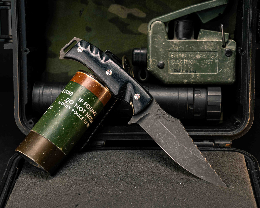 Tosahwi- Black Burlap Micarta, Mosaic Pins, Textured Grip