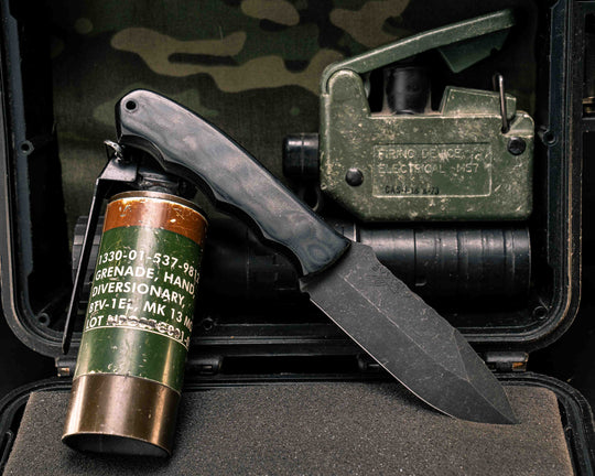 Disaster Jr- Black Linen Micarta, CF Pins, CF Lanyard Pin, Smooth Grip