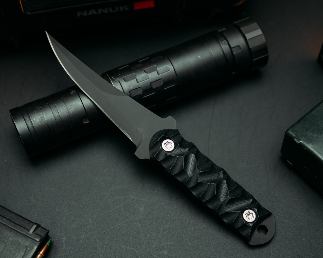 Combat Filet - Black G10, Armor Black, Ti Torx Bolts, Chaos Grip