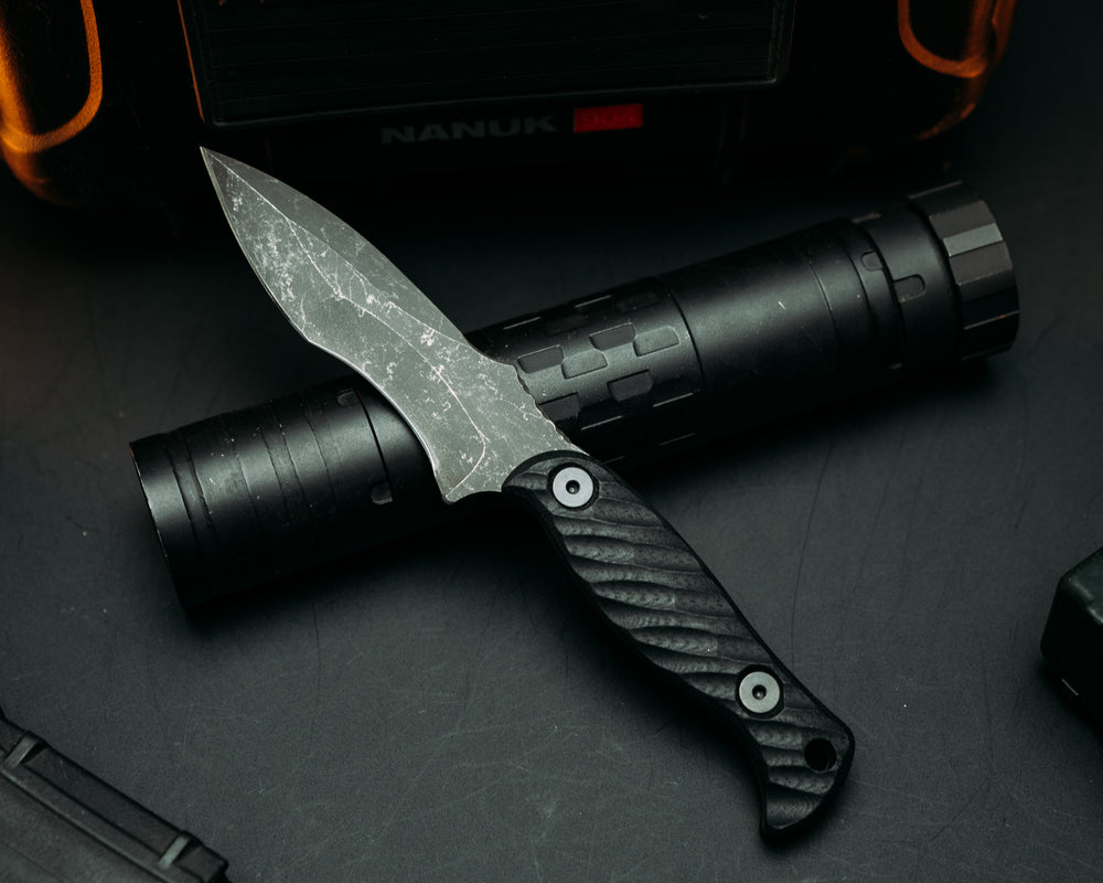 Extremis MK1 - Black G10, Allen Bolts, Hollow Lanyard Hole, Iron grip