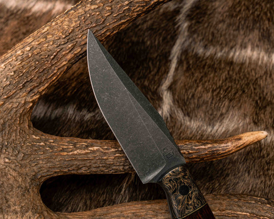 Crow Scalper- Gold Dark Matter Carbon, Black G10 and Brass Pin Striping, Snakewood Split, Rams horn, CF Pins, CF Lanyard Pin, Smooth Grip