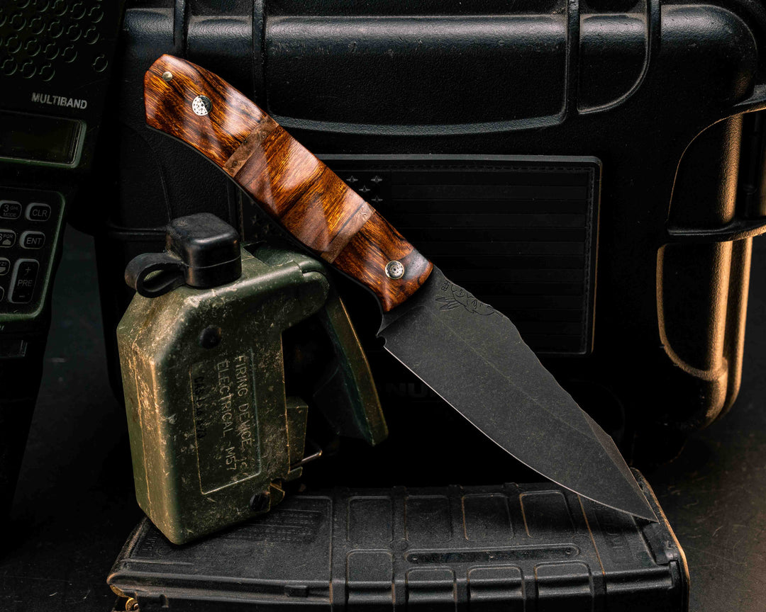 Field Knife - Desert Ironwood, Black Ash and Desert Ironwood Split, Mosaic Pins, Textured Grip