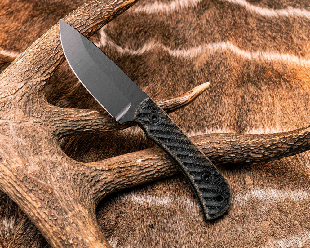 Cavner- Black/OD Green Canvas Micarta, Armor Black Cerakote, Allen Bolts, Textured Grip