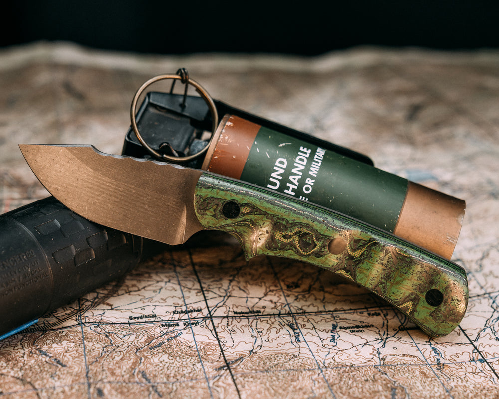 Beef Harpoon- Carbon, Burlap, Copper Mesh and Green Resin, CF Pins, Contoured Grip