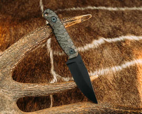 Feather Light- OD Green Canvas Micarta, black Cerakote, Allen Bolts, Chaos Grip