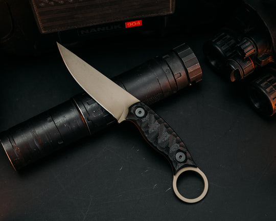 Osoraku 3" Mini - Black G10, FDE Cerakote, Allen Bolts, Chaos Grip.