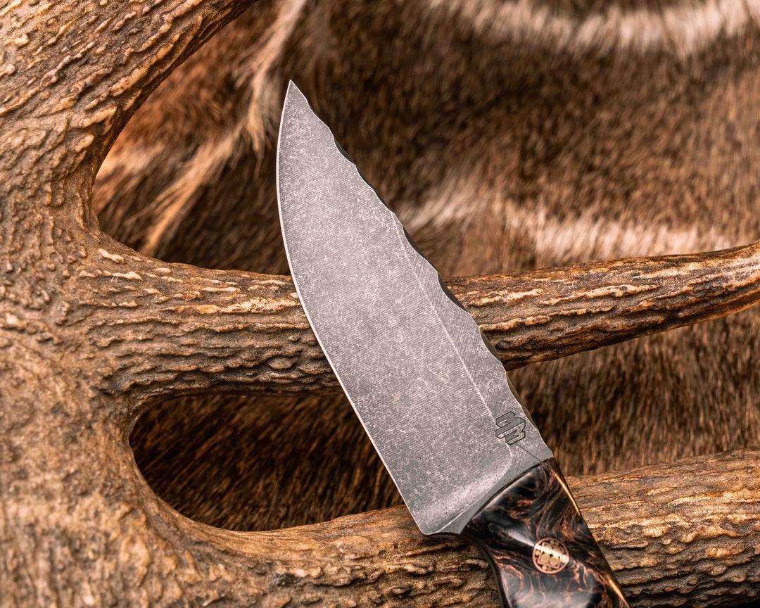 Feather Light- Copper Dark Matter Carbon, Black G10, Coyote G10 ands Copper Split, Lion's Blood Amboyna, Mosaic Pin, Textured Grip