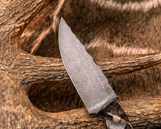 Feather Light- Copper Dark Matter Carbon, Black G10, Coyote G10 ands Copper Split, Lion's Blood Amboyna, Mosaic Pin, Textured Grip