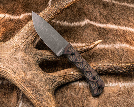 Cavner- Python Canvas Micarta, CF Pins, CF Lanyard Pin, Textured Grip
