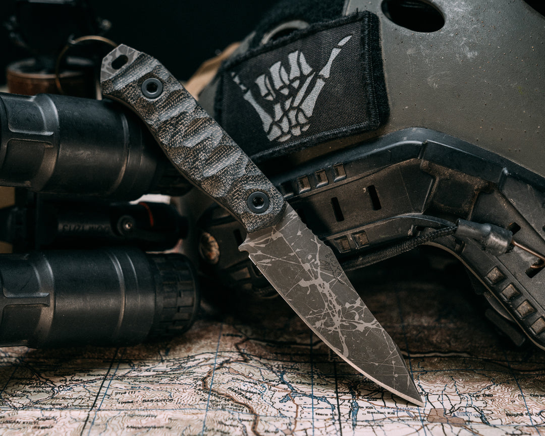 Field Knife Jr- Black Canvas Micarta, Allen Bolts, Chaos Grip