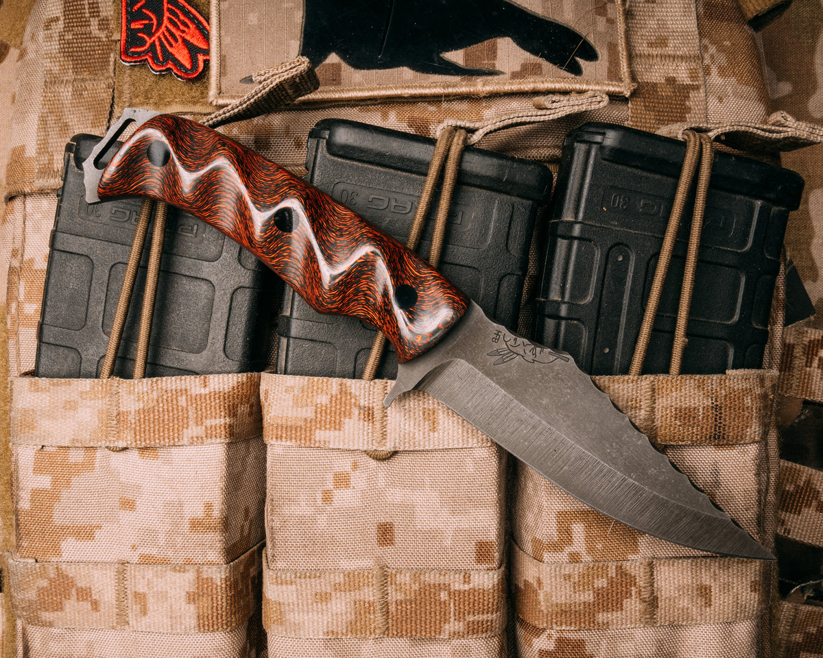 Tosahwi orange dark matter carbon, CF pins, textured grip Half Face