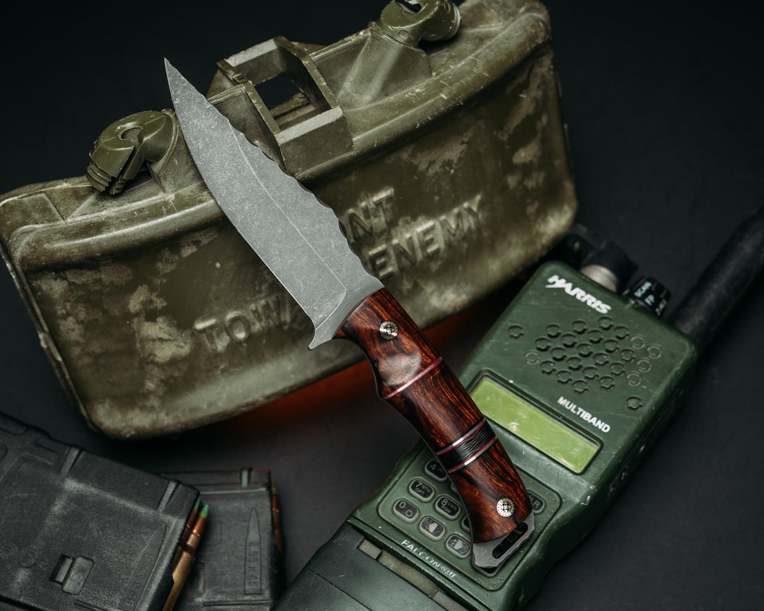 Tosahwi - Desert Ironwood, Black & Red G10 w/ Aluminum Pin Striping, Dark Matter Carbon Split, Mosaic Pins, Contoured Grip.