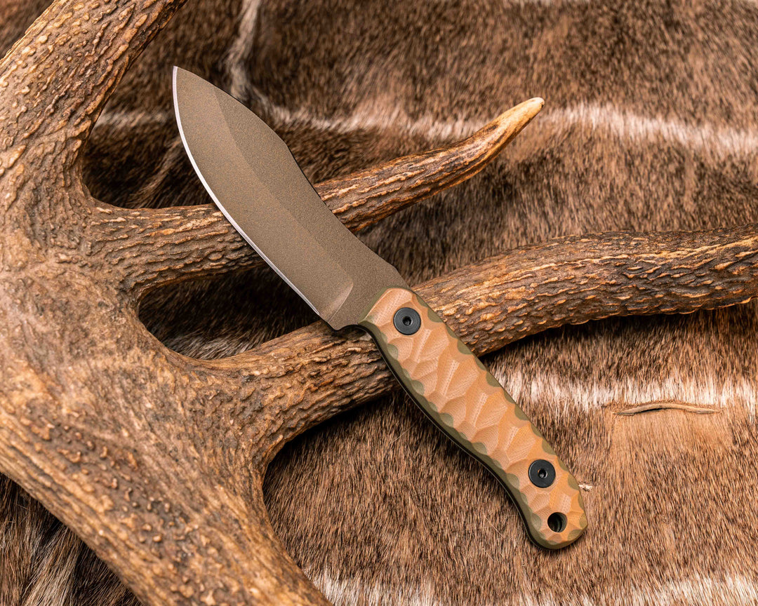 Skinner Jr- Coyote/OD Green G10, Midnight Bronze Cerakote, Allen Bolts, Textured Grip