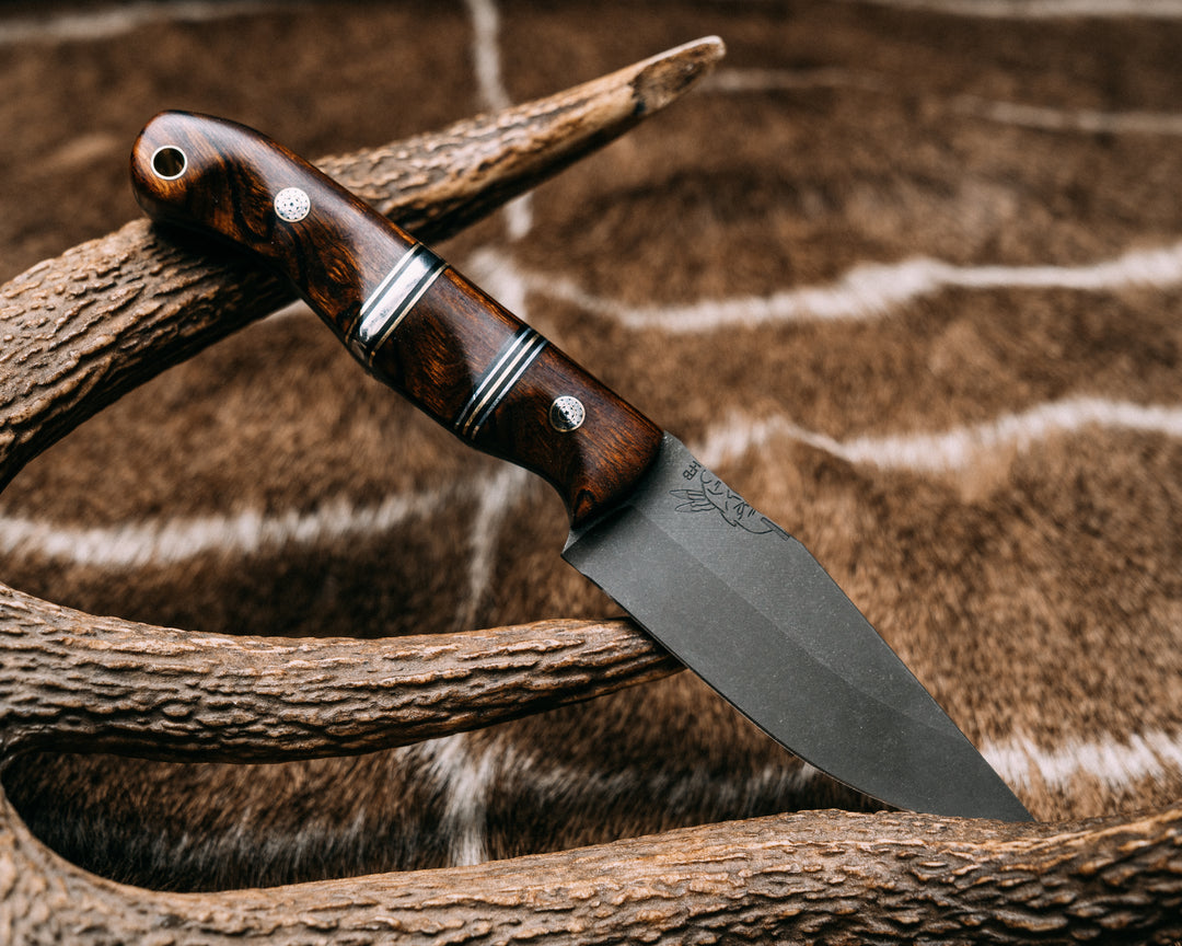 Crow Scalper- Desert Ironwood, Black G10, Aluminum and Brass Pin Striping, Desert Ironwood Split, Mosaic Pins, Grooved Grip