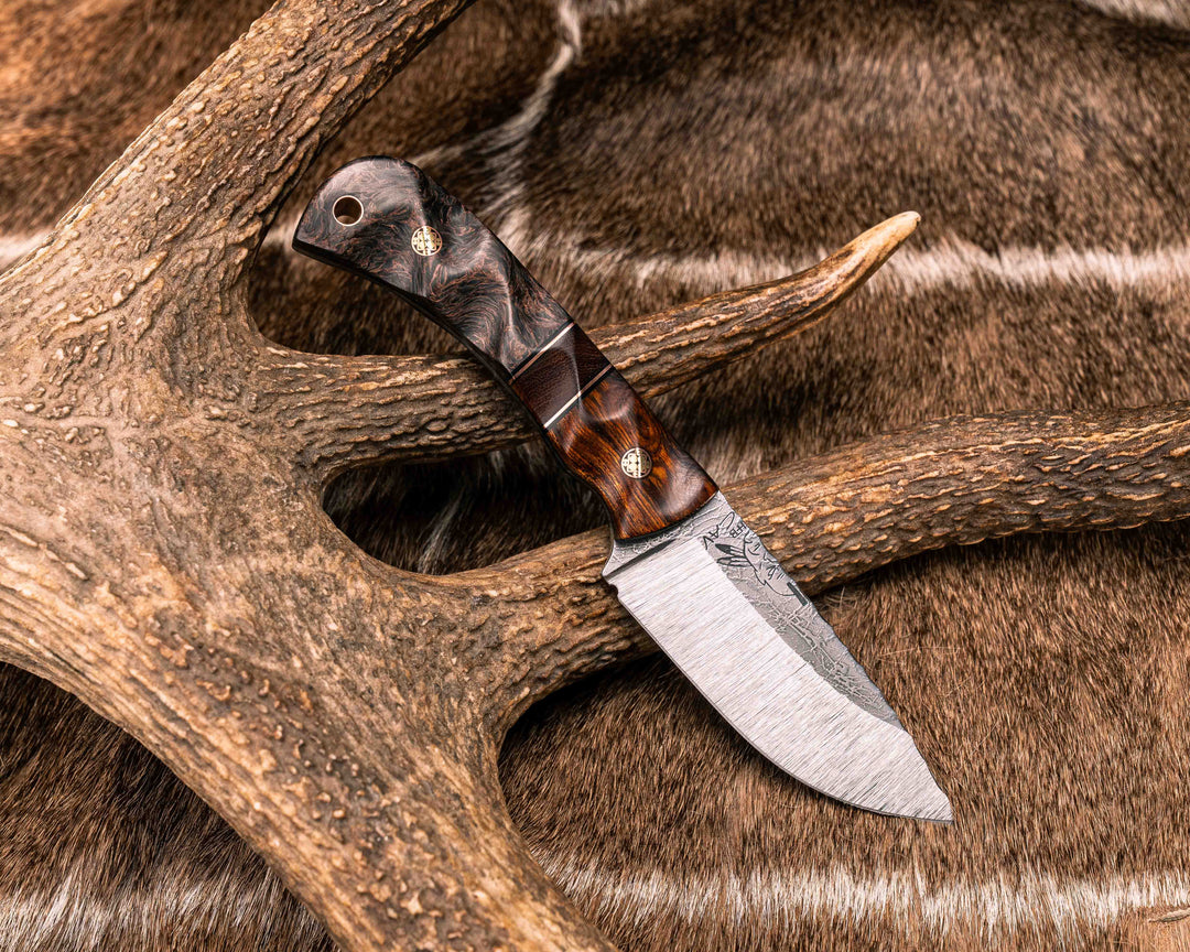 Cav Jr- Desert Ironwood, Black G10 and Copper Pin Striping, Desert Ironwood Split, Copper Dark Matter Carbon, Mosaic Pins, Copper Lanyard Pin, Textured Grip