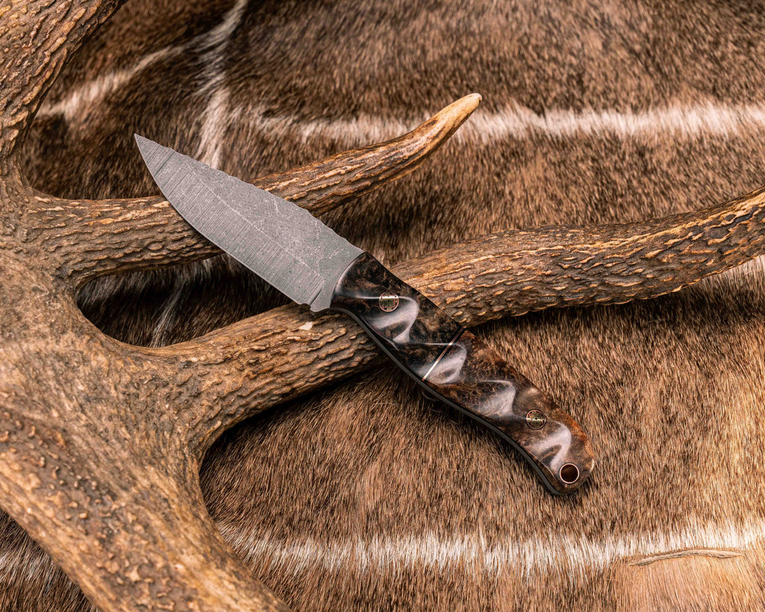 Crow Cub- Amboyna Burl, Black G10 and Copper Split, Mosaic Pins, Copper Lanyard Pin, Textured Grip