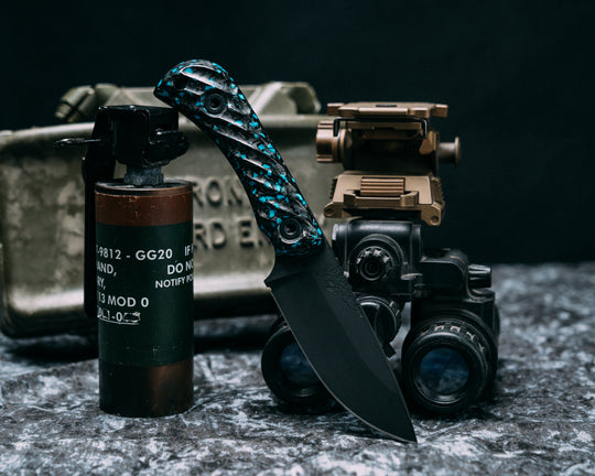 Cav Jr- Turquoise Rocky Wave Carbon, Armor Black Cerakote, Allen Bolts, Reticulated Grip