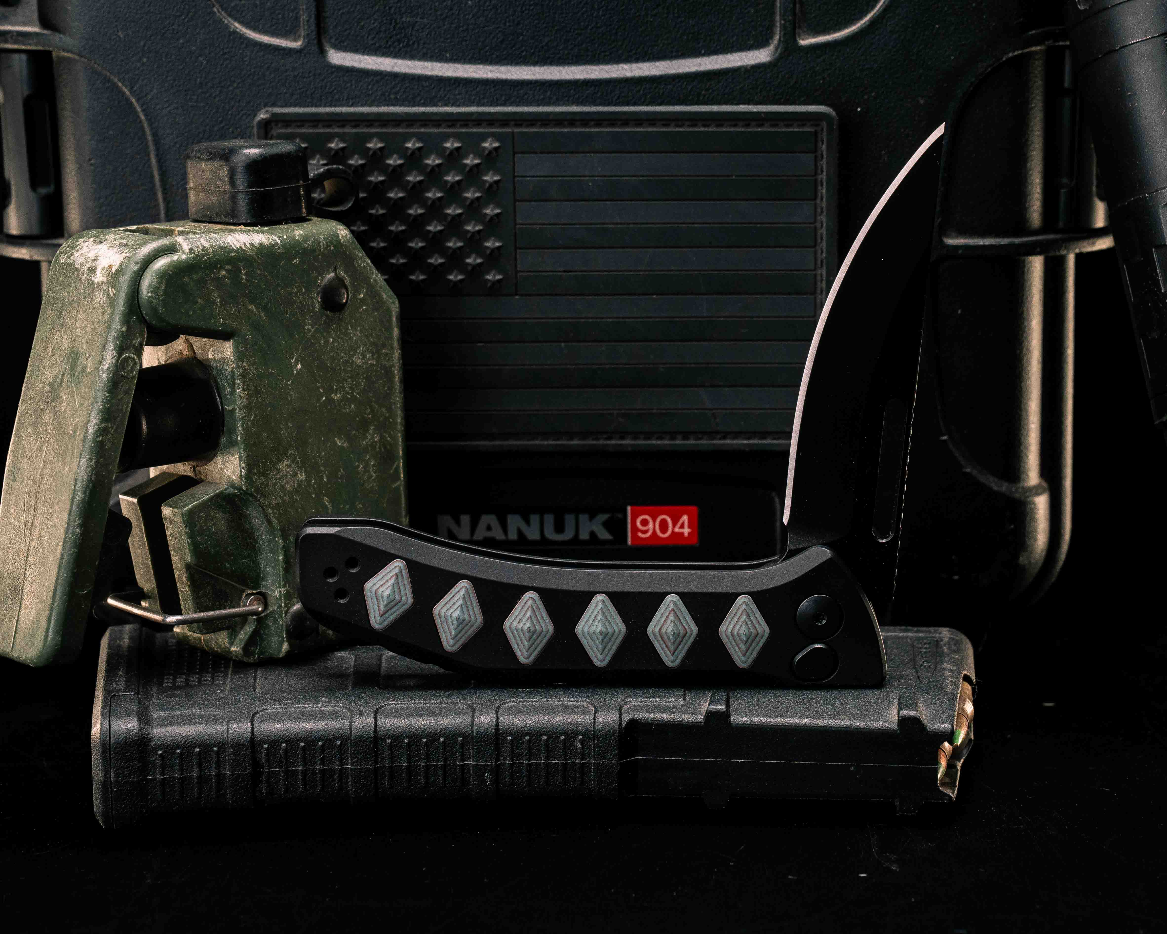 Custom Kwaiken Folder - Shipwreck Camo Quartz and Red Dragon Camo