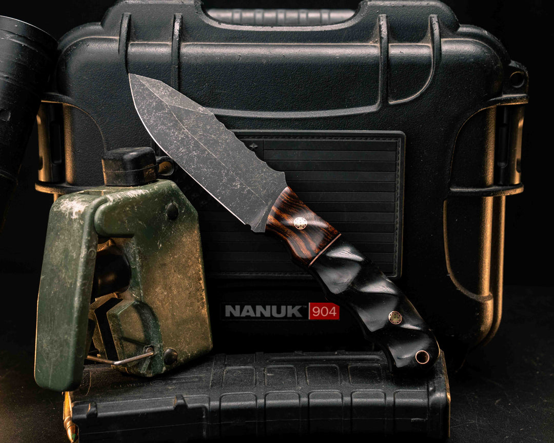 Disaster Jr- Desert Ironwood, Black G10 and Copper Split, Rams Horn, Mosaic Pins, Copper Lanyard Pin, Textured Grip