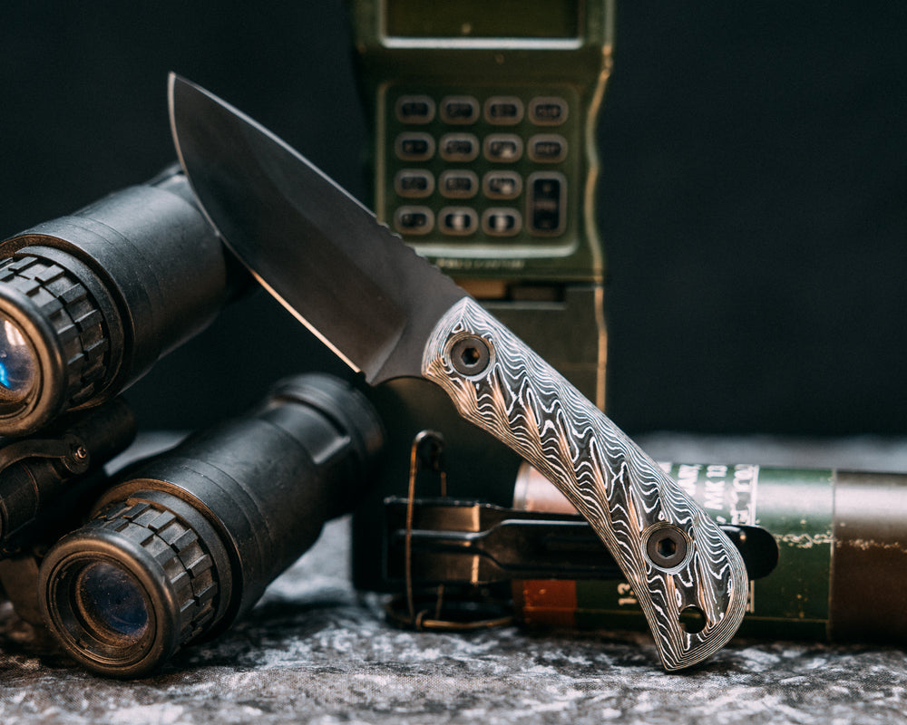 Cav Jr- White Storm Carbon, Armor Black Cerakote, Allen Bolts, Reticulated Grip