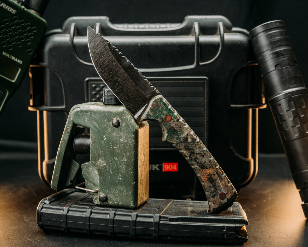 Nashi- Realtree Xtra Edge-2 Camo Micarta, Brown Micarta Pins, Textured Grip
