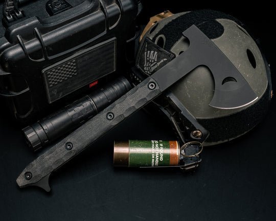 Howler Hawk- Black Canvas Micarta, Armor Black Cerakote, Allen Bolts, Smooth Grip