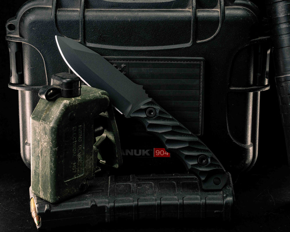 Disaster Jr- Black G10, DLC (Diamond Like Coating), Allen Bolts, Textured Grip