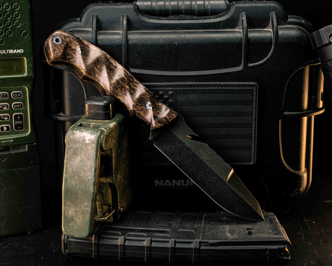 Notched Wire Cutter Breacher Gen 3- Hawaiian Curly Mango, Mosaic Pins, Aluminum Lanyard Pin, Textured Grip