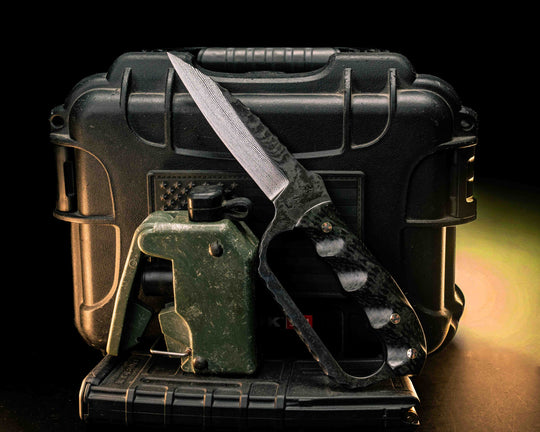 Trench Knife- Baker Forge Random Pattern Damascus- Carbon Fiber, Mosaic Pins, Textured Grip