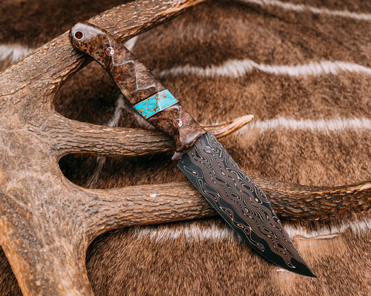 Crow Scout- Baker Forge CopperMai Surge- Chechen Caribbean Rosewood, Black G10 and Copper Pin Striping, Sonoran Turquoise Tru-stone Split, Patriot Mosaic Pins, Copper Lanyard Pin, Textured Grip