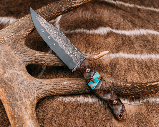 Crow Scout- Baker Forge CopperMai Surge- Chechen Caribbean Rosewood, Black G10 and Copper Pin Striping, Sonoran Turquoise Tru-stone Split, Patriot Mosaic Pins, Copper Lanyard Pin, Textured Grip
