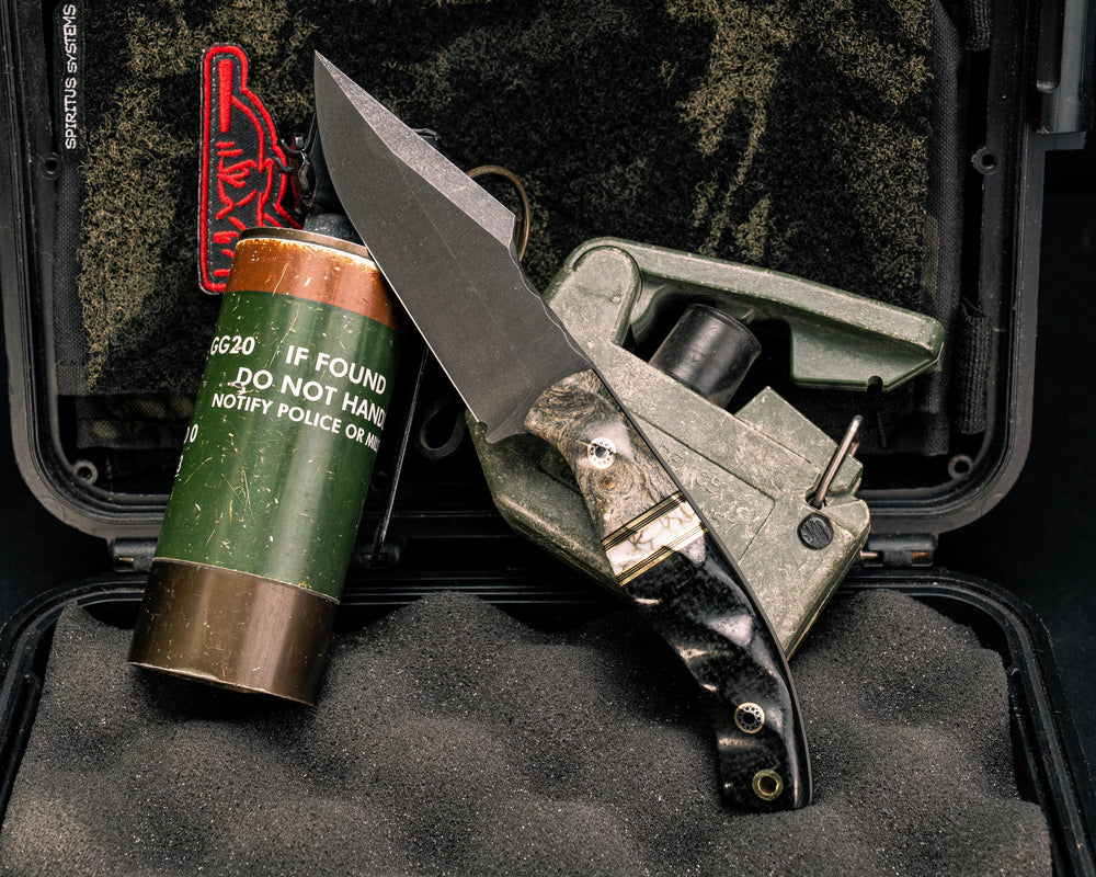 Widow Maker JR- Buckeye Burl, Black G10 and Brass Pin Striping, White with Gold Web Tru-stone Split, Black Burlap Micarta, Mosaic Pins, Brass Lanyard Pin, Textured Grip