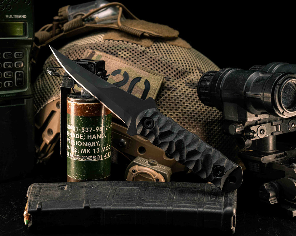 Combat Filet- Black G10, DLC Coating, Allen Bolts, Textured Grip