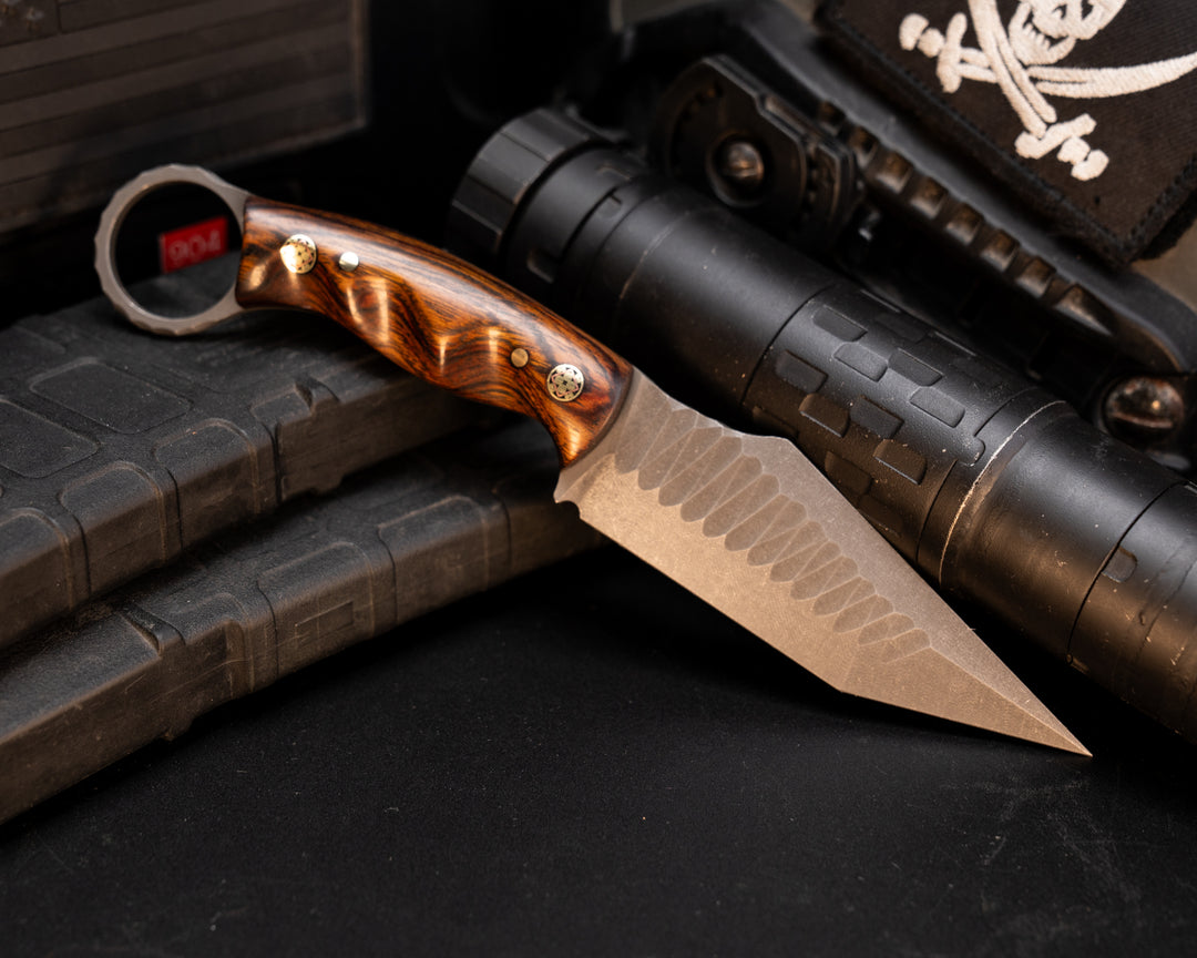 Ringed Tac Tanto- Desert Ironwood, Mosaic Pins, 1/8" Brass Pins, Grooved Grip